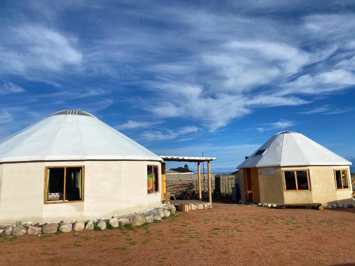 מלון Bokonbayevo Yurt Camp Sonun מראה חיצוני תמונה