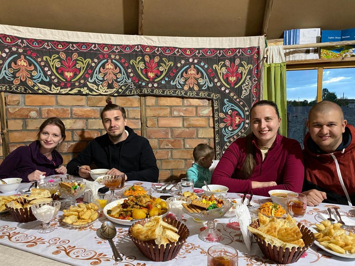 מלון Bokonbayevo Yurt Camp Sonun מראה חיצוני תמונה